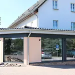 Hotel Radduscher Hafen 3*