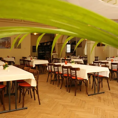 Radduscher Hafen Hotel 3*